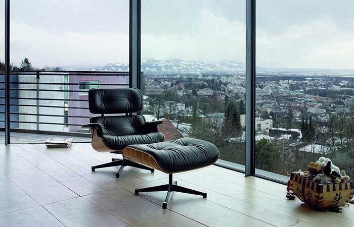 vitra_charles_eames_lounge_chair_nussbaum_10_ (1)