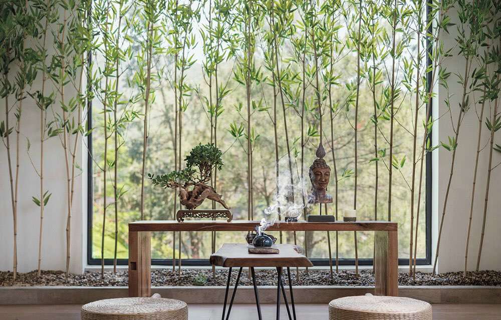 tea table with stools