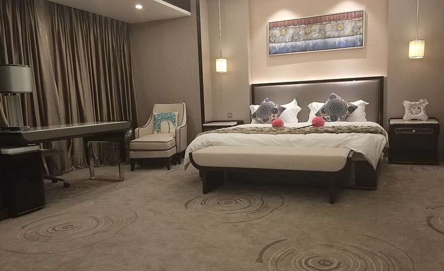 china-holiday-inn-hotel-bedroom-furniture-set-manufacturer