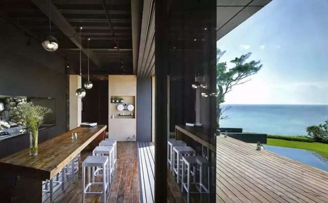 Artech Made Furniture For One Special House