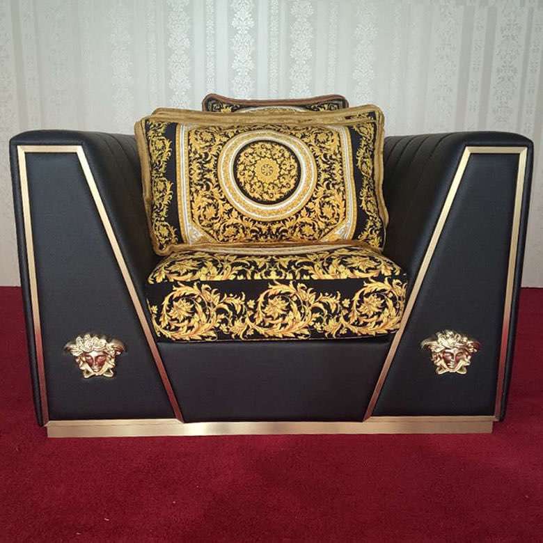 China Versace Via Gesu Leather Sofa Replica